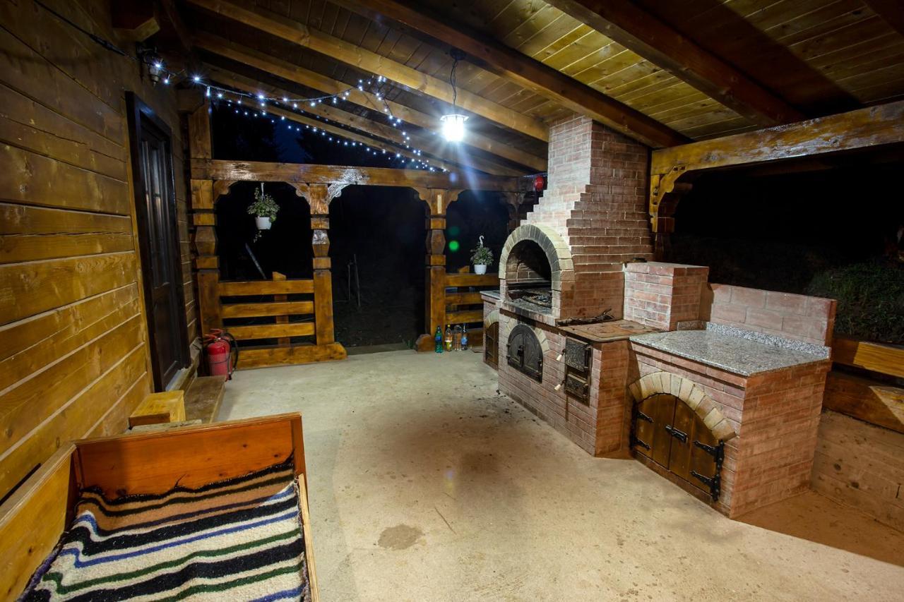 Tulean Cabin Săcel Εξωτερικό φωτογραφία