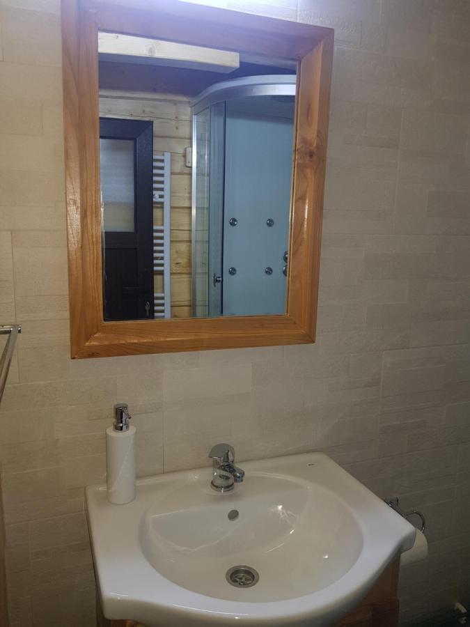 Tulean Cabin Săcel Εξωτερικό φωτογραφία